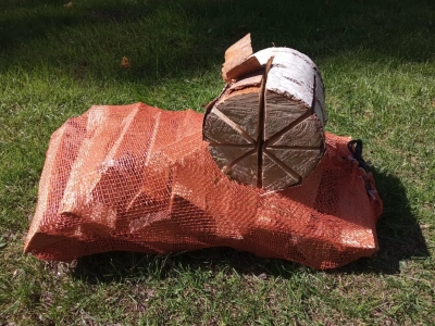 Дрова в сетках